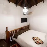Hotel Archontiko Naoumidi 4*