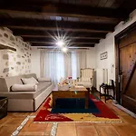 Hotel Archontiko Naoumidi 4*