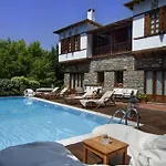 Archontiko Naoumidi 4*