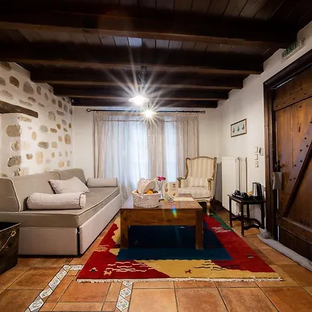 Archontiko Naoumidi Hotel 4*