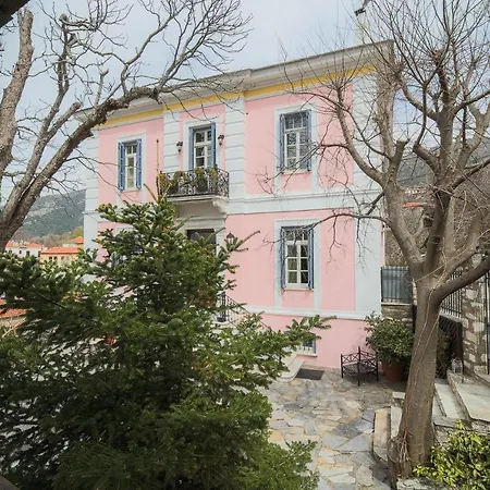 Archontiko Naoumidi Hotel 5*