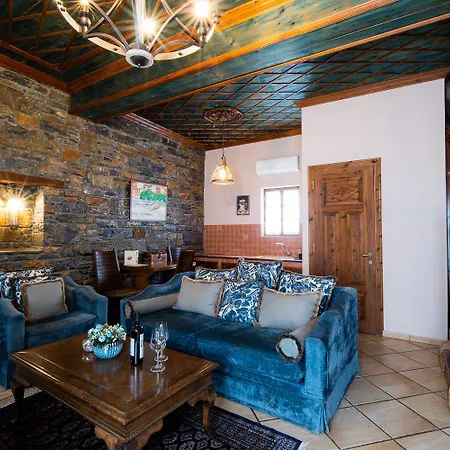 Archontiko Naoumidi 4*