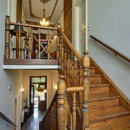 Archontiko Naoumidi Hotel