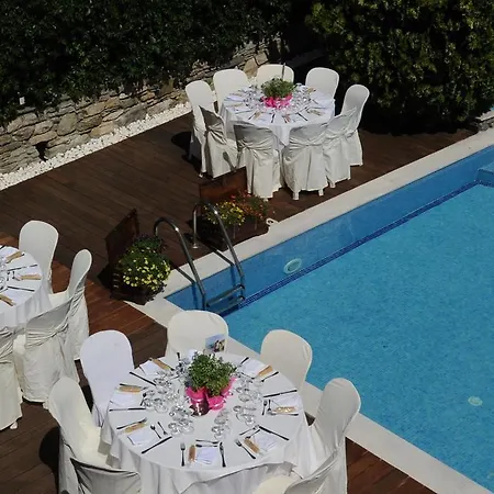 Archontiko Naoumidi ポルタリア