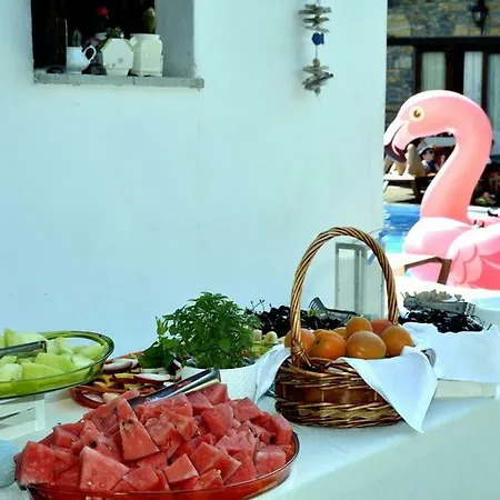 Archontiko Naoumidi Hotel 5*