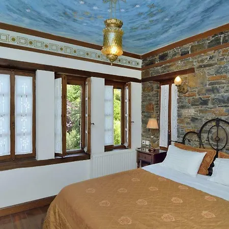 ホテル Archontiko Naoumidi