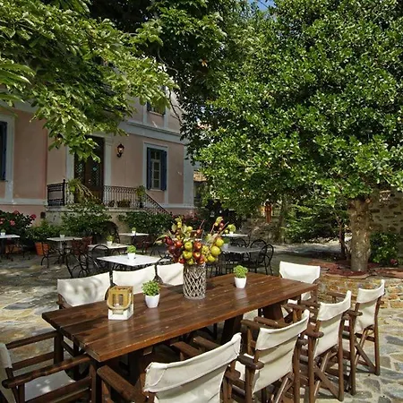 αρχοντικό ναουμίδη 4* Πορταριά