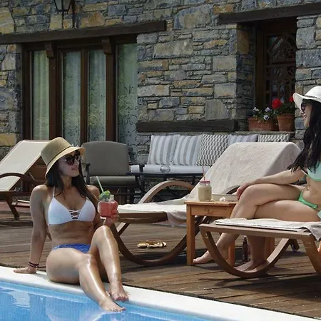 Hotell Archontiko Naoumidi