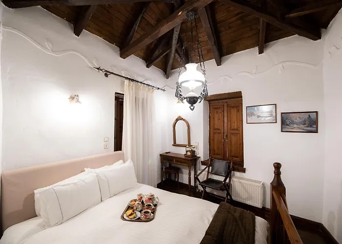 Archontiko Naoumidi Hotel 4*