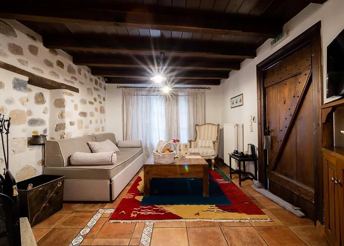 Archontiko Naoumidi Hotel 4*