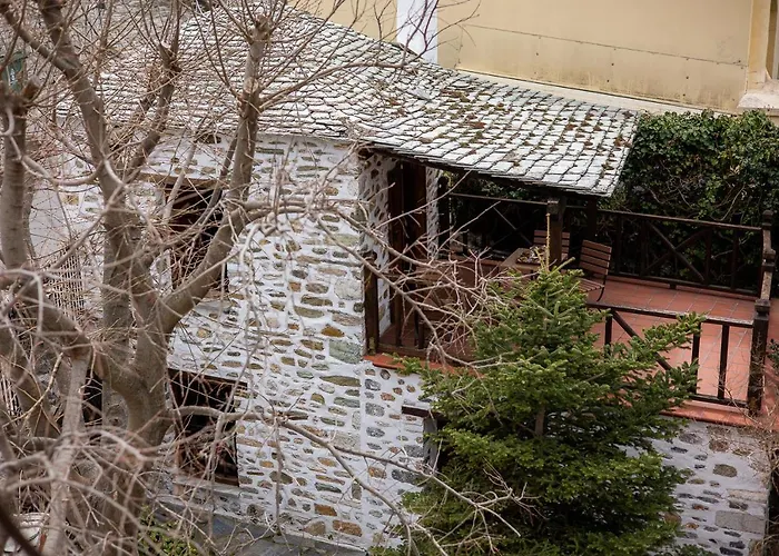 Archontiko Naoumidi Hotel 4*