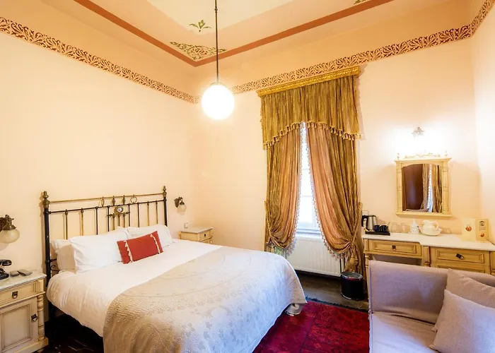 Archontiko Naoumidi 4*