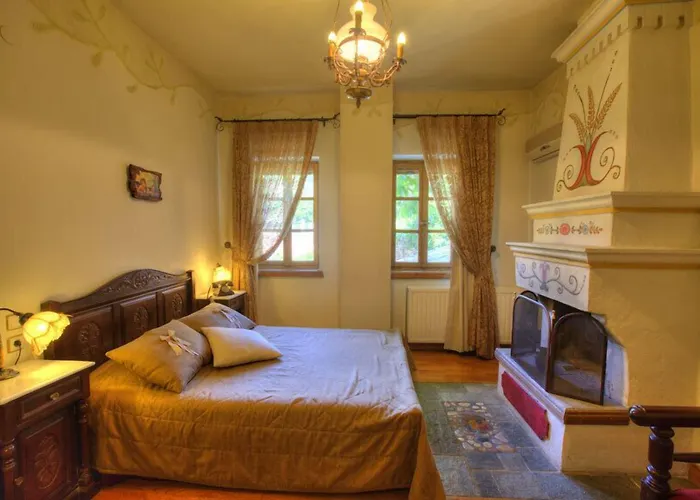 Hotel Archontiko Naoumidi 4*