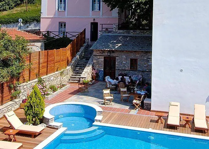 阿肯提克纳欧米迪酒店