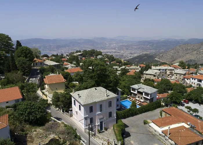 阿肯提克纳欧米迪酒店 4*