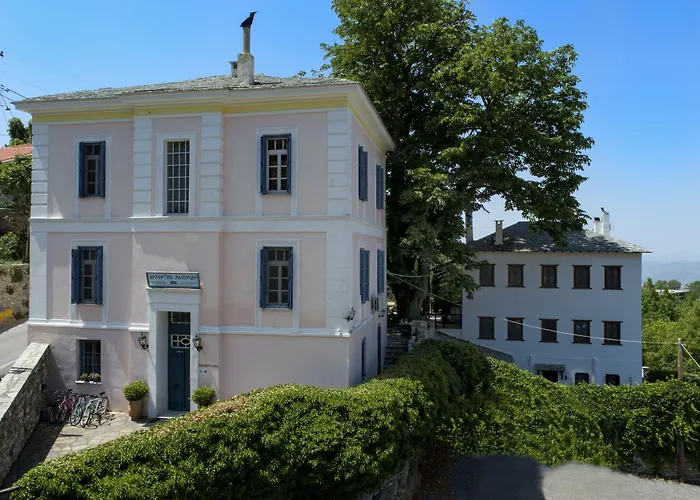 阿肯提克纳欧米迪酒店