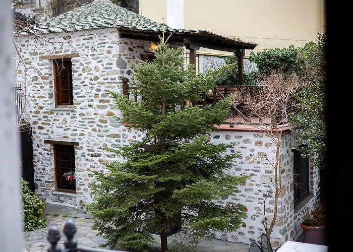 Hotel Archontiko Naoumidi