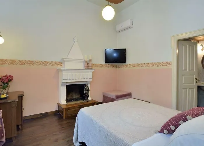 阿肯提克纳欧米迪酒店 4*